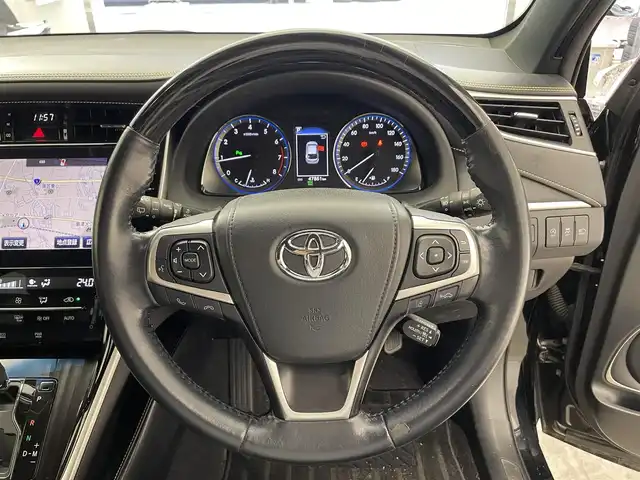 トヨタ ハリアー プログレス 滋賀県 2018(平30)年 4.8万km ブラック 純正9型ナビ/・Bluetooth/CD/DVD/ブルーレイ/フルセグ/全方位カメラ/ハーフレザーシート/パワーシート/3眼LEDライト/追従クルーズコントロール/MTモード付AT/前後ソナー/パワーリアゲート/電子パーキング/ドライブレコーダー/スマートキー/ETC