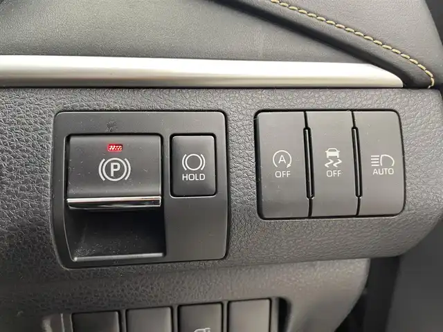 トヨタ ハリアー プログレス 滋賀県 2018(平30)年 4.8万km ブラック 純正9型ナビ/・Bluetooth/CD/DVD/ブルーレイ/フルセグ/全方位カメラ/ハーフレザーシート/パワーシート/3眼LEDライト/追従クルーズコントロール/MTモード付AT/前後ソナー/パワーリアゲート/電子パーキング/ドライブレコーダー/スマートキー/ETC