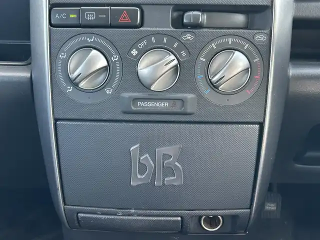 トヨタ ｂＢ S Wバージョン HIDセレⅡ 鹿児島県 2005(平17)年 13.4万km ブラックマイカ 社外HDDナビ/　　CD/DVD再生/バックカメラ/HIDヘッドライト/盗難防止装置/社外ETC/パワーステアリング/パワーウィンドウ/エアバッグ/スペアキー/エアコン