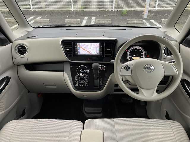 日産 デイズ ルークス X 熊本県 2018(平30)年 7.5万km アイスブルー 衝突軽減ブレーキ/プッシュスタート/純正ナビ/（CD・フルセグTV・BTオーディオ・SD）/アラウンドビューモニター/ETC/片側パワースライドドア/横滑り防止装置/純正フロアマット/純正ドアバイザー/新車保証書/取扱説明書/スマートスペアキー×1本