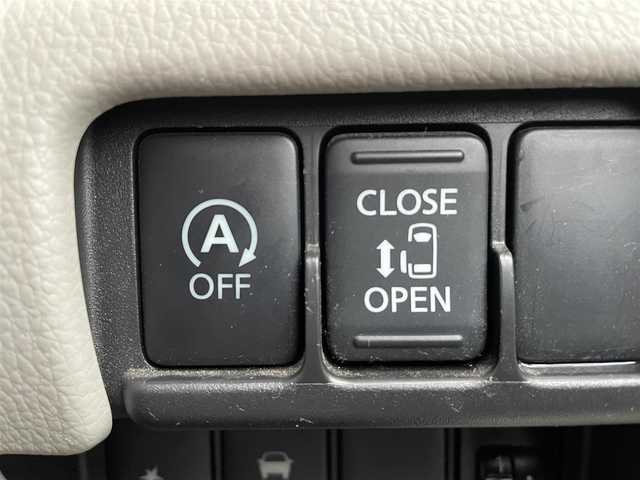 日産 デイズ ルークス X 熊本県 2018(平30)年 7.5万km アイスブルー 衝突軽減ブレーキ/プッシュスタート/純正ナビ/（CD・フルセグTV・BTオーディオ・SD）/アラウンドビューモニター/ETC/片側パワースライドドア/横滑り防止装置/純正フロアマット/純正ドアバイザー/新車保証書/取扱説明書/スマートスペアキー×1本