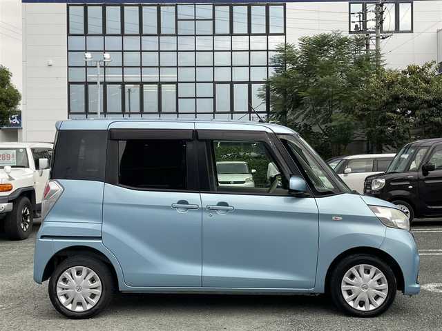 日産 デイズ ルークス X 熊本県 2018(平30)年 7.5万km アイスブルー 衝突軽減ブレーキ/プッシュスタート/純正ナビ/（CD・フルセグTV・BTオーディオ・SD）/アラウンドビューモニター/ETC/片側パワースライドドア/横滑り防止装置/純正フロアマット/純正ドアバイザー/新車保証書/取扱説明書/スマートスペアキー×1本