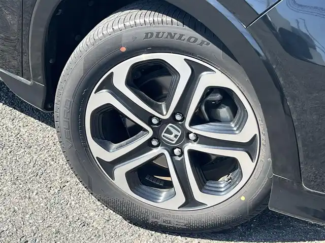 ホンダ ヴェゼル ハイブリッド Z ホンダセンシング 山口県 2017(平29)年 5.4万km クリスタルブラックパール 純正8inメモリーナビ＆/フルセグTV＆バックカメラ/純正フロアマット/純正ドアバイザー/純正LEDヘッドライト/純正LEDフォグランプ/純正17インチアルミ/純正ルーフレール/スマートキー/エンジンプッシュスタート/オートライト/パドルシフト/フロントシートヒーター/レーダークルーズコントロール/ビルトインETC