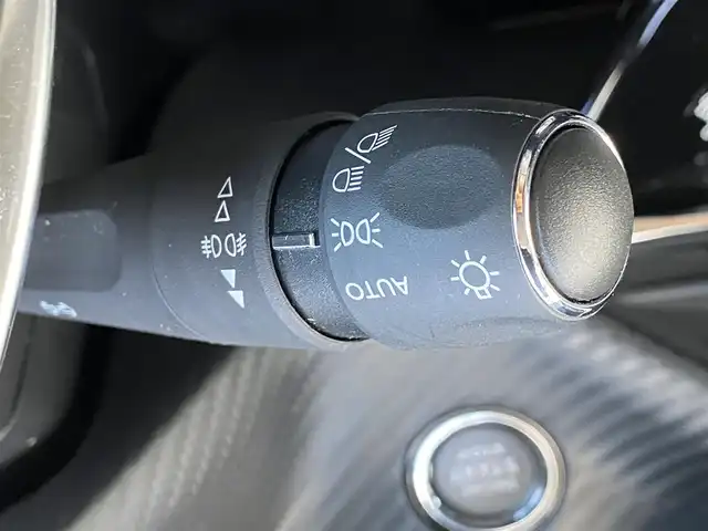 プジョー ２００８ GTライン 福岡県 2021(令3)年 1.7万km オレンジ ワンオーナー/禁煙車/ディスプレイオーディオ/バックカメラ/Bluetooth/ETC/ドライブレコーダー/追従クルーズコントロール/アクティブセーフティブレーキ/ブラインドスポットモニター/ヒルディセントコントロール/純正フロアマット/１７インチ純正AW/革巻きステアリング/ステアリングスイッチ/パドルシフト/スペアキー/スマートキー/取説