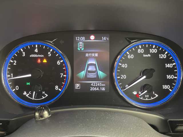 日産 エルグランド 250ハイウェイスターS 岐阜県 2021(令3)年 4.3万km ピュアホワイトパール 純正フリップダウンモニター/純正１０インチナビ/CD/DVD/BD/Bluetooth/フルセグTV/アラウンドビューモニター/両側パワースライドドア/エマージェンシーブレーキ/レーンキープアシスト/コーナーセンサー/レーダークルーズコントロール/電動リアゲート/ビルトインETC/ドライブレコーダー/純正フロアマット/オットマン/ドアバイザー/スマートキー/プッシュスタート
