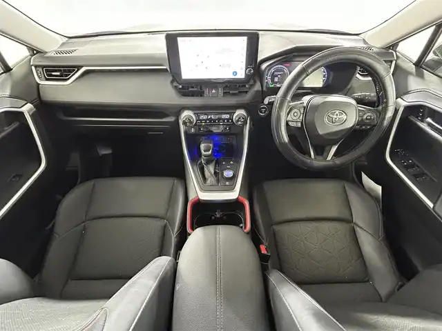 トヨタ ＲＡＶ４ HV アドベンチャー オフロードPKGⅡ 佐賀県 2023(令5)年 1.6万km アティチュードブラックマイカ 純正10.5インチディスプレイオーディオ/フルセグTV/Bluetooth/Applecarplay/Androidauto/全方位カメラ/衝突被害軽減システム/ブラインドスポットモニター/デジタルインナールームミラー/レーダークルーズコントロール/レーンアシスト/クリアランスソナー/パーキングサポートブレーキ/ロードサインアシスト/電子パーキング/ブレーキホールド/純正前後ミラ-一体型ドライブレコーダー/ビルトインETC2.0/オートライト/オートマチックハイビーム/LEDヘッドライト/LEDフォグライト/パワーバックドア/置くだけ充電/運転席パワーシート/運転席・助手席シートヒーター/運転席・助手席エアシート/ステアリングヒーター/合皮シート/メモリーシート/ISOFIX対応/純正18インチアルミホイール/純正フロアマット/スマートキー/プッシュスタート