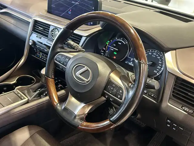 レクサス ＲＸ 450hL 道央・札幌 2019(令1)年 4.5万km ソニッククォーツ ワンオーナー/RAYS20インチAW/ムーンルーフ/マークレビンソンプレミアムサウンド/リヤシートエンターテイメントシステム/アダプティブハイビームシステム/LexusSafetySystem＋/純正メモリナビ/フルセグTV/CD/DVD/SD/USB/Bluetooth/360°カメラ/ヘッドアップディスプレイ/本革シート/シートヒーター/シートベンチレーション/ステアリングヒーター/パワーテールゲート/ETC