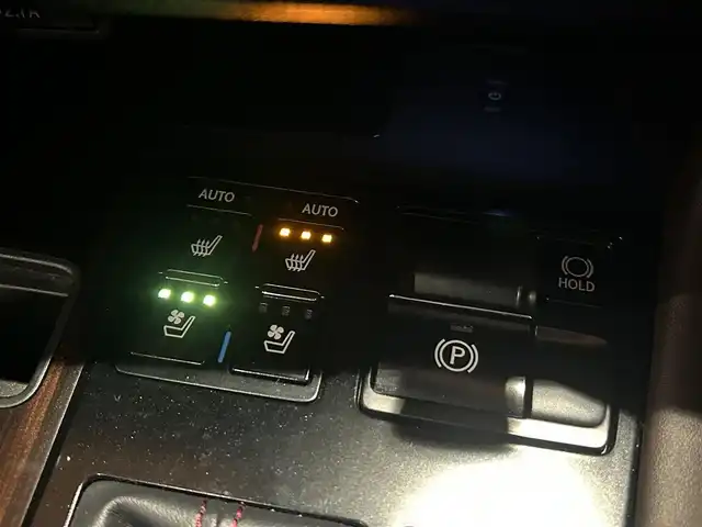 レクサス ＲＸ 450hL 道央・札幌 2019(令1)年 4.5万km ソニッククォーツ ワンオーナー/RAYS20インチAW/ムーンルーフ/マークレビンソンプレミアムサウンド/リヤシートエンターテイメントシステム/アダプティブハイビームシステム/LexusSafetySystem＋/純正メモリナビ/フルセグTV/CD/DVD/SD/USB/Bluetooth/360°カメラ/ヘッドアップディスプレイ/本革シート/シートヒーター/シートベンチレーション/ステアリングヒーター/パワーテールゲート/ETC