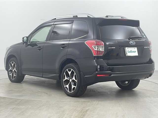 スバル フォレスター 2．0i－S アイサイト 道央・札幌 2013(平25)年 5.5万km クリスタルブラックシリカ ・4WD/・寒冷地仕様/・社外ナビ(TV/BT/DVD/CD)/・バックカメラ/・アイサイト/・パドルシフト/・アダプティブクルーズコントロール/・パワーバックドア/・レザーシート/・前席シートヒーター＆パワーシート/・アイドリングストップ/・X-MODE/・SI-DRIVE/・オートライト/・キセノンヘッドライト/・横滑り防止装置/・前後コーナーセンサー/・盗難防止装置/・衝突被害軽減ブレーキ
