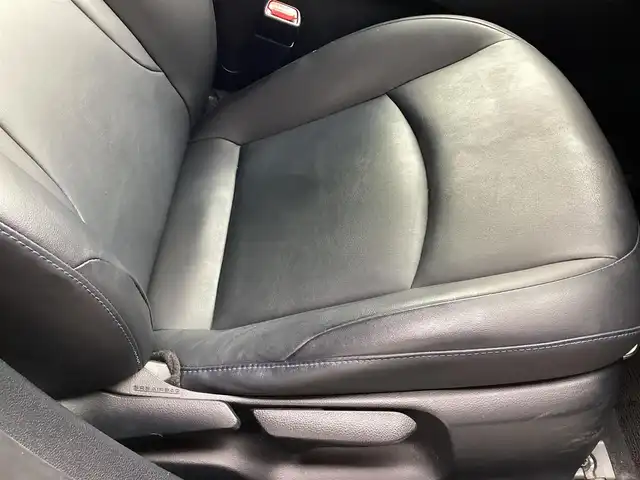 トヨタ プリウス S ツーリングセレクション 愛知県 2016(平28)年 6.5万km アティチュードブラックマイカ スマートキー　/セーフティセンスP /純正SDナビ　/フルセグ　/バックカメラ　/ビルトインETC /レーダークルーズコントロール　/LDA /AHB /ステアリングスイッチ　/シートヒーター　/LEDヘッド　/黒皮シート