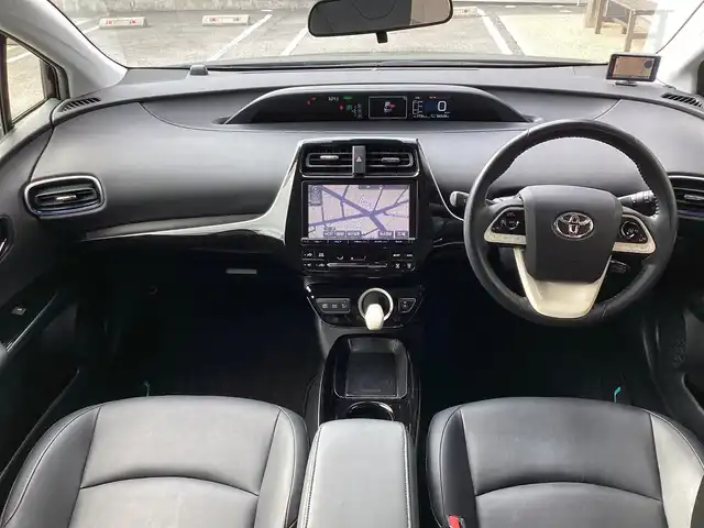 トヨタ プリウス S ツーリングセレクション 愛知県 2016(平28)年 6.5万km アティチュードブラックマイカ スマートキー　/セーフティセンスP /純正SDナビ　/フルセグ　/バックカメラ　/ビルトインETC /レーダークルーズコントロール　/LDA /AHB /ステアリングスイッチ　/シートヒーター　/LEDヘッド　/黒皮シート