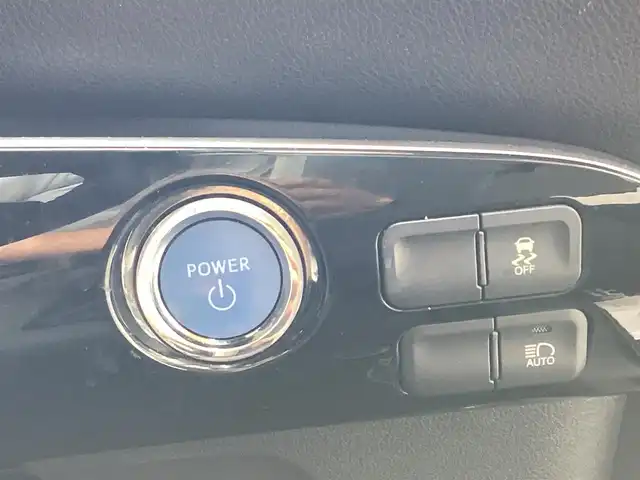 トヨタ プリウス S ツーリングセレクション 愛知県 2016(平28)年 6.5万km アティチュードブラックマイカ スマートキー　/セーフティセンスP /純正SDナビ　/フルセグ　/バックカメラ　/ビルトインETC /レーダークルーズコントロール　/LDA /AHB /ステアリングスイッチ　/シートヒーター　/LEDヘッド　/黒皮シート