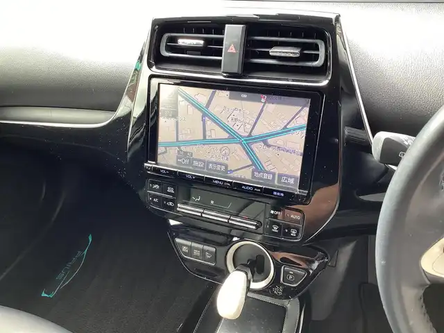 トヨタ プリウス S ツーリングセレクション 愛知県 2016(平28)年 6.5万km アティチュードブラックマイカ スマートキー　/セーフティセンスP /純正SDナビ　/フルセグ　/バックカメラ　/ビルトインETC /レーダークルーズコントロール　/LDA /AHB /ステアリングスイッチ　/シートヒーター　/LEDヘッド　/黒皮シート