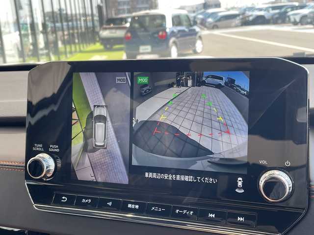 三菱 アウトランダー ＰＨＥＶ P 愛知県 2024(令6)年 0.2万km 白 プレミアムサウンドBBOSE/マイパイロット/純正9型ディスプレイオーディオナビ/レーダークルーズコントロール/全方位カメラ/サンルーフ/シートヒーター/バックカメラ/オートホールド/パワーシート/ヘッドアップディスプレイ/コーナーセンサー/純正アルミホイール/ブラインドスポットモニター/パドルシフト/ステアリングヒーター/レーンキープアシスト/ダウンヒルアシストコントロール/オートマチックハイビーム/ワイヤレス充電機/ステアリングスイッチ/スマートキー/プッシュスタート