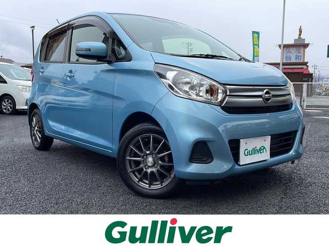 日産 デイズ X 山形県 2017(平29)年 2.4万km アイスブルー ・ワンオーナー/・純正ナビ/フルセグ/CD/Bluetooth/・全方位カメラ/・エマージェンシーブレーキ/・ステアリングスイッチ/・純正マット/・純正ホイールキャップスチールホイール＋スタッドレスタイヤ車載/・保証書/・取扱説明書