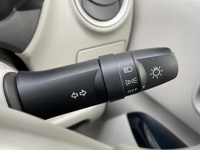 日産 デイズ X 山形県 2017(平29)年 2.4万km アイスブルー ・ワンオーナー/・純正ナビ/フルセグ/CD/Bluetooth/・全方位カメラ/・エマージェンシーブレーキ/・ステアリングスイッチ/・純正マット/・純正ホイールキャップスチールホイール＋スタッドレスタイヤ車載/・保証書/・取扱説明書