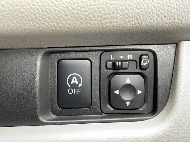 日産 デイズ X 山形県 2017(平29)年 2.4万km アイスブルー ・ワンオーナー/・純正ナビ/フルセグ/CD/Bluetooth/・全方位カメラ/・エマージェンシーブレーキ/・ステアリングスイッチ/・純正マット/・純正ホイールキャップスチールホイール＋スタッドレスタイヤ車載/・保証書/・取扱説明書