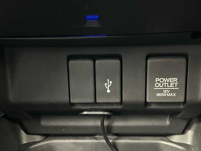 ホンダ フィット ハイブリット L ホンダセンシング 愛知県 2017(平29)年 6万km ルージュアメジストM 純正７インチナビ/・フルセグ/・CD/DVD/・Bluetooth/バックカメラ/ETC/ステアリングスイッチ/衝突軽減ブレーキ/レーンアシスト/アダプティブクルーズコントロール/横滑り防止/LEDヘッドライト/オートライト/純正ドライブレコーダー/プッシュスタート/スペアキーあり/取説・保証書あり