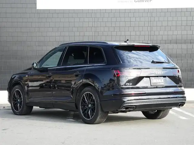 アウディ Ｑ７ ブラックスタイリング 静岡県 2019(令1)年 3.6万km 黒 ブラックレザーシート/シートヒーター/パワーシート/３列シート/BOSEプレミアムサウンド/ミシュランPS4 SUV 装着/２０インチブラックスタイリングアルミホイール/純正MMIメモリナビ/３６０°カメラ/Carplay＆AndroidAuto対応可能です。/フルセグTV/BT・DVD・USB/ETC２．０/マトリックスLEDライト/アンビエントライト/パーキングエイド/ACC/渋滞アシスト/エフィシェンシアシスト/Audiプレセンス/サイドアシスト/アクティブレーンアシスト/レインセンサー/エアサスペンション