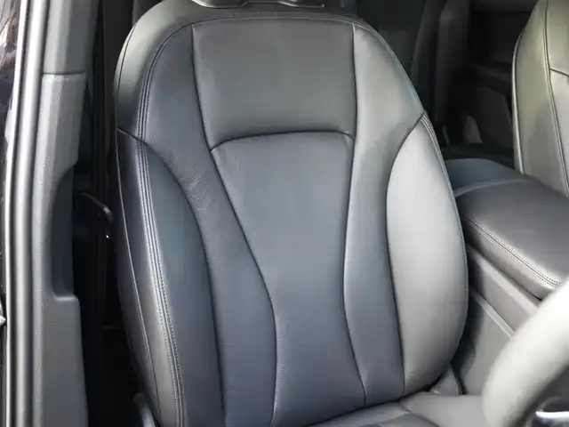 アウディ Ｑ７ ブラックスタイリング 静岡県 2019(令1)年 3.6万km 黒 ブラックレザーシート/シートヒーター/パワーシート/３列シート/BOSEプレミアムサウンド/ミシュランPS4 SUV 装着/２０インチブラックスタイリングアルミホイール/純正MMIメモリナビ/３６０°カメラ/Carplay＆AndroidAuto対応可能です。/フルセグTV/BT・DVD・USB/ETC２．０/マトリックスLEDライト/アンビエントライト/パーキングエイド/ACC/渋滞アシスト/エフィシェンシアシスト/Audiプレセンス/サイドアシスト/アクティブレーンアシスト/レインセンサー/エアサスペンション