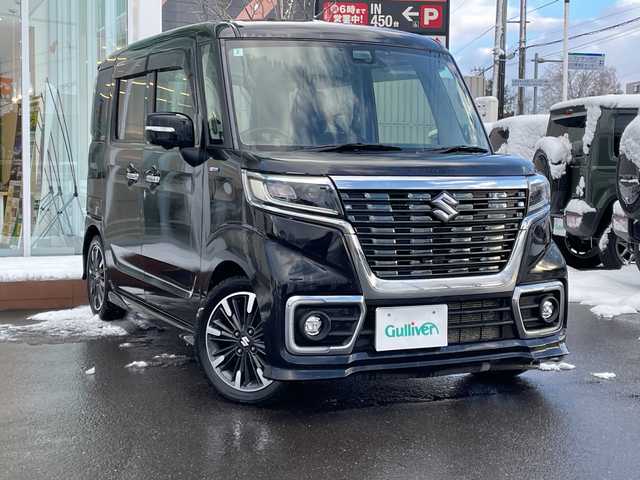 スズキ スペーシア カスタム HYBRID XS 道央・札幌 2020(令2)年 8.9万km ブルーイッシュブラックパール3 ・ワンオーナー/・4WD/・純正SDナビ/・CD/DVD/SD/フルセグTV/・Bluetooth接続/・スズキセーフティサポート/・衝突被害軽減ブレーキ/・レーンキープアシスト/・ヘッドアップディスプレイ/・LEDオートライト/・ハイビームアシスト/・アラウンドビューモニター/・両側パワースライドドア/・ハーフレザーシート/・前席シートヒーター/・ステアリングスイッチ/・ビルトインETC/・リアドアウィンドウサンシェード/・純正フロアマット/・積込夏タイヤ社外AWセット/165/55/R15　24年製/・社外エンジンスターター/・前方ドライブレコーダー/・スマートキー/・保証書/取扱説明書