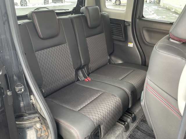 スズキ スペーシア カスタム HYBRID XS 道央・札幌 2020(令2)年 8.9万km ブルーイッシュブラックパール3 ・ワンオーナー/・4WD/・純正SDナビ/・CD/DVD/SD/フルセグTV/・Bluetooth接続/・スズキセーフティサポート/・衝突被害軽減ブレーキ/・レーンキープアシスト/・ヘッドアップディスプレイ/・LEDオートライト/・ハイビームアシスト/・アラウンドビューモニター/・両側パワースライドドア/・ハーフレザーシート/・前席シートヒーター/・ステアリングスイッチ/・ビルトインETC/・リアドアウィンドウサンシェード/・純正フロアマット/・積込夏タイヤ社外AWセット/165/55/R15　24年製/・社外エンジンスターター/・前方ドライブレコーダー/・スマートキー/・保証書/取扱説明書