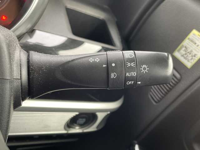 スズキ スペーシア カスタム HYBRID XS 道央・札幌 2020(令2)年 8.9万km ブルーイッシュブラックパール3 ・ワンオーナー/・4WD/・純正SDナビ/・CD/DVD/SD/フルセグTV/・Bluetooth接続/・スズキセーフティサポート/・衝突被害軽減ブレーキ/・レーンキープアシスト/・ヘッドアップディスプレイ/・LEDオートライト/・ハイビームアシスト/・アラウンドビューモニター/・両側パワースライドドア/・ハーフレザーシート/・前席シートヒーター/・ステアリングスイッチ/・ビルトインETC/・リアドアウィンドウサンシェード/・純正フロアマット/・積込夏タイヤ社外AWセット/165/55/R15　24年製/・社外エンジンスターター/・前方ドライブレコーダー/・スマートキー/・保証書/取扱説明書