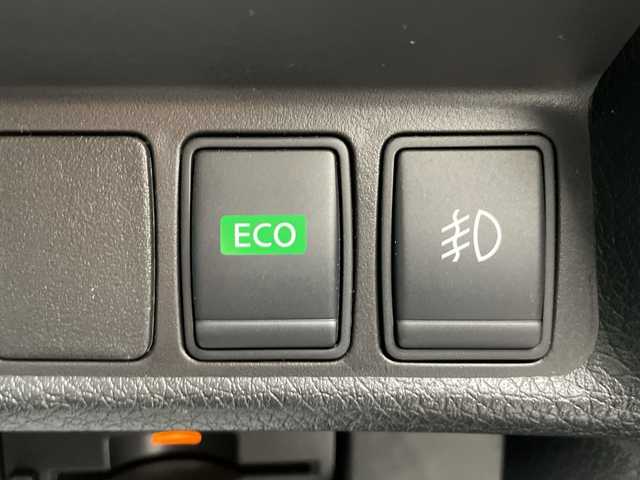 日産 エクストレイル ハイブリッド 20X エマージェンシーブレーキ 山形県 2015(平27)年 8.2万km ダークメタルグレー エマージェンシーブレーキ/車線逸脱警報/後側方車両検知警報/横滑り防止装置/純正SDナビ/（フルセグ/CD/BT/AUX/USB）/全周囲カメラ/サンルーフ/ハーフレザー/撥水シート/シートヒーター/ミラーヒーター/コーナーセンサー/ダウンヒルアシストコントロール/スマートキー×2/17インチ純正アルミホイール/プッシュスタート