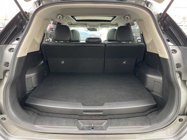 日産 エクストレイル ハイブリッド 20X エマージェンシーブレーキ 山形県 2015(平27)年 8.2万km ダークメタルグレー エマージェンシーブレーキ/車線逸脱警報/後側方車両検知警報/横滑り防止装置/純正SDナビ/（フルセグ/CD/BT/AUX/USB）/全周囲カメラ/サンルーフ/ハーフレザー/撥水シート/シートヒーター/ミラーヒーター/コーナーセンサー/ダウンヒルアシストコントロール/スマートキー×2/17インチ純正アルミホイール/プッシュスタート