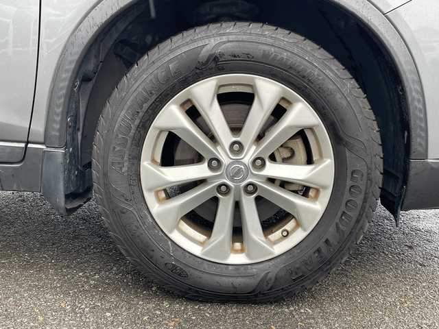 日産 エクストレイル ハイブリッド 20X エマージェンシーブレーキ 山形県 2015(平27)年 8.2万km ダークメタルグレー エマージェンシーブレーキ/車線逸脱警報/後側方車両検知警報/横滑り防止装置/純正SDナビ/（フルセグ/CD/BT/AUX/USB）/全周囲カメラ/サンルーフ/ハーフレザー/撥水シート/シートヒーター/ミラーヒーター/コーナーセンサー/ダウンヒルアシストコントロール/スマートキー×2/17インチ純正アルミホイール/プッシュスタート