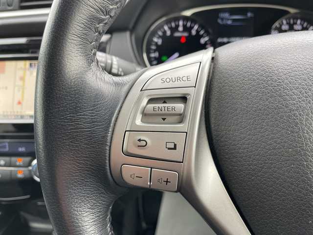 日産 エクストレイル ハイブリッド 20X エマージェンシーブレーキ 山形県 2015(平27)年 8.2万km ダークメタルグレー エマージェンシーブレーキ/車線逸脱警報/後側方車両検知警報/横滑り防止装置/純正SDナビ/（フルセグ/CD/BT/AUX/USB）/全周囲カメラ/サンルーフ/ハーフレザー/撥水シート/シートヒーター/ミラーヒーター/コーナーセンサー/ダウンヒルアシストコントロール/スマートキー×2/17インチ純正アルミホイール/プッシュスタート