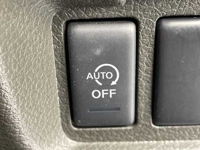 日産 キューブ 15X Vセレクション 愛知県 2014(平26)年 8.5万km ビターショコラ 純正ナビ/・Bluetooth/・CD/DVD/・ワンセグテレビ/ETC/スマートキー/電動格納ミラー/スタッドレスタイヤ