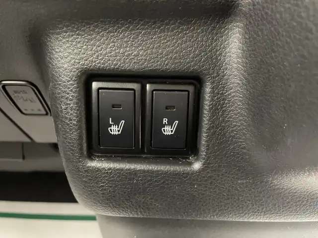 スズキ スペーシア ギア HYBRID XZ 三重県 2019(平31)年 2万km オフブルーメタリック/ガンメタリック2トーンルーフ 社外ナビ/（Bluetooth/フルセグTV/iPod)　/衝突軽減ブレーキ　/車線逸脱システム/両側電動スライドドア　/シートヒーター　/ＬＥＤヘッドライト　/ＥＴＣ　/パーキングセンサー　/オートハイビーム　/ルーフレール