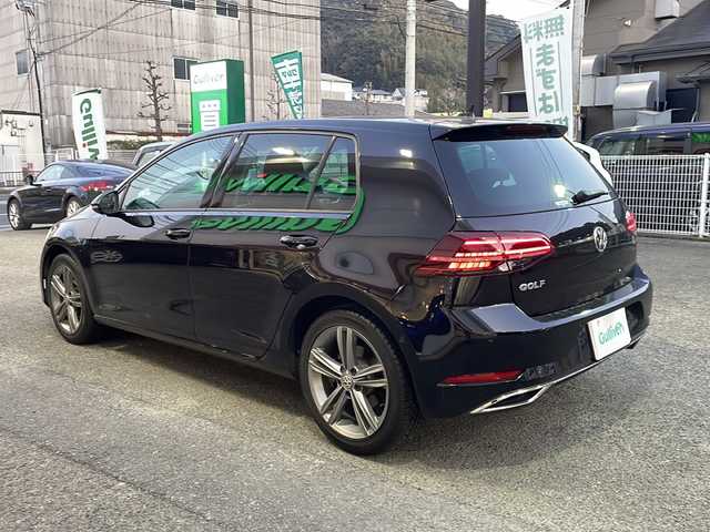 フォルクスワーゲン ゴルフ TSI ハイライン マイスター 長崎県 2019(令1)年 7.3万km 黒 登録時72305km/純正ナビ　/　CD/DVD/フルセグTV/BT/バックカメラ/コーナーセンサー/前後ドライブレコーダー/ETC/パドルシフト/レーダークルーズコントロール/黒レザーシート/シートヒーター/運転席パワーシート/オートライト/純正フロアマット/スマートキー/プッシュスタート