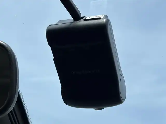 日産 セレナ ハイウェイスター プロパイロットED 大分県 2017(平29)年 8.2万km ダイヤモンドブラック ・純正ナビ(CD.DVD.SD.BT)/・バックカメラ/・プロパイロット/・フルセグテレビ/・Fダウンモニター/・エマージェンシーブレーキ/・コーナーセンサー/・両側パワースライドドア/・ETC/・ドライブレコーダー/・オートホールド/・ステアリングリモコン