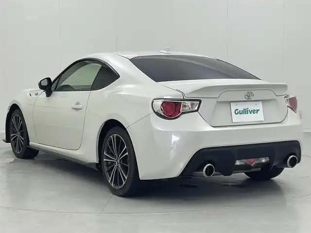 トヨタ ８６ GT 茨城県 2016(平28)年 5万km クリスタルホワイトパール 社外オーディオ［MVH-5600］/・Bluetooth/・AUX/・USB/純正アルミホイール/純正フロアマット/TDRリアスポイラー/社外エアロ（フロント・サイド）/社外ETC