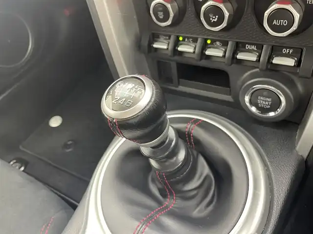 トヨタ ８６ GT 茨城県 2016(平28)年 5万km クリスタルホワイトパール 社外オーディオ［MVH-5600］/・Bluetooth/・AUX/・USB/純正アルミホイール/純正フロアマット/TDRリアスポイラー/社外エアロ（フロント・サイド）/社外ETC