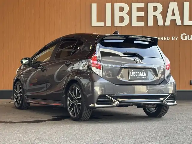 トヨタ アクア G GRスポーツ 17インチPKG 宮城県 2020(令2)年 0.9万km ガンＭ トヨタセーフティセンス/純正ナビ/フルセグTV/バックカメラ/LEDヘッドライト/純正17インチAW/クルーズコントロール/ビルトインETC/ドライブレコーダー/ドアバイザー/フロアマット/保証書・取説書・スペアキー