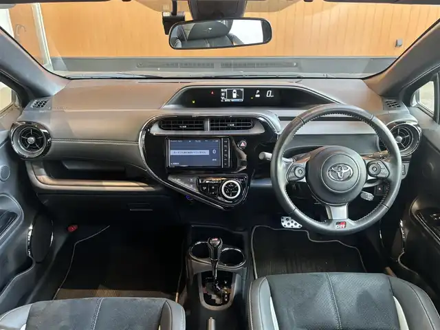 トヨタ アクア G GRスポーツ 17インチPKG 宮城県 2020(令2)年 0.9万km ガンＭ トヨタセーフティセンス/純正ナビ/フルセグTV/バックカメラ/LEDヘッドライト/純正17インチAW/クルーズコントロール/ビルトインETC/ドライブレコーダー/ドアバイザー/フロアマット/保証書・取説書・スペアキー