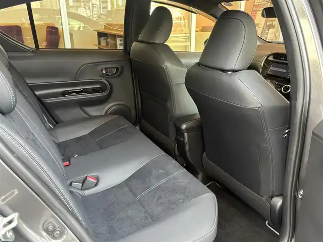 トヨタ アクア G GRスポーツ 17インチPKG 宮城県 2020(令2)年 0.9万km ガンＭ トヨタセーフティセンス/純正ナビ/フルセグTV/バックカメラ/LEDヘッドライト/純正17インチAW/クルーズコントロール/ビルトインETC/ドライブレコーダー/ドアバイザー/フロアマット/保証書・取説書・スペアキー