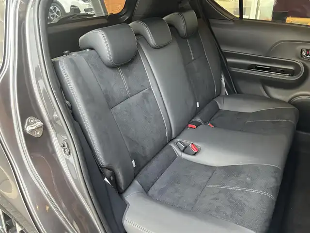 トヨタ アクア G GRスポーツ 17インチPKG 宮城県 2020(令2)年 0.9万km ガンＭ トヨタセーフティセンス/純正ナビ/フルセグTV/バックカメラ/LEDヘッドライト/純正17インチAW/クルーズコントロール/ビルトインETC/ドライブレコーダー/ドアバイザー/フロアマット/保証書・取説書・スペアキー