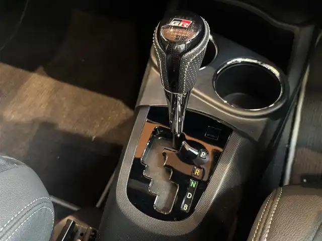 トヨタ アクア G GRスポーツ 17インチPKG 宮城県 2020(令2)年 0.9万km ガンＭ トヨタセーフティセンス/純正ナビ/フルセグTV/バックカメラ/LEDヘッドライト/純正17インチAW/クルーズコントロール/ビルトインETC/ドライブレコーダー/ドアバイザー/フロアマット/保証書・取説書・スペアキー