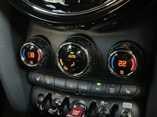 ＭＩＮＩ ＢＭＷ ミニ クーパー D ブリックレーンED 宮城県 2022(令4)年 1.3万km シルバー 純正ナビ/Bluetooth機能/クルーズコントロール/レーンキープアシスト/ブラインドスポット/インテリジェントセーフティー/ハーフレザーシート/シートヒーター/アンビエントライト/オートマチックハイビーム/ステアリングスイッチ/アイドリングストップ/純正17インチAW/純正フロアマット/ETC/USB