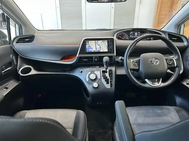 トヨタ シエンタ G 大阪府 2020(令2)年 2.8万km ホワイトパールクリスタルシャイン 純正ナビ/バックカメラ/TV/クリアランスソナー/ETC/両側パワースライドドア
