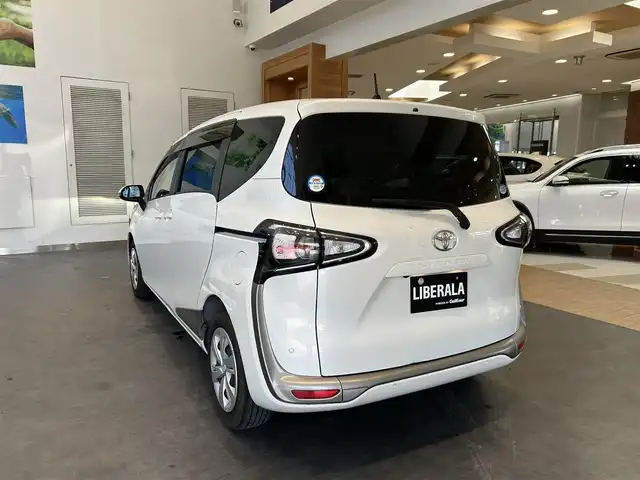 トヨタ シエンタ G 大阪府 2020(令2)年 2.8万km ホワイトパールクリスタルシャイン 純正ナビ/バックカメラ/TV/クリアランスソナー/ETC/両側パワースライドドア