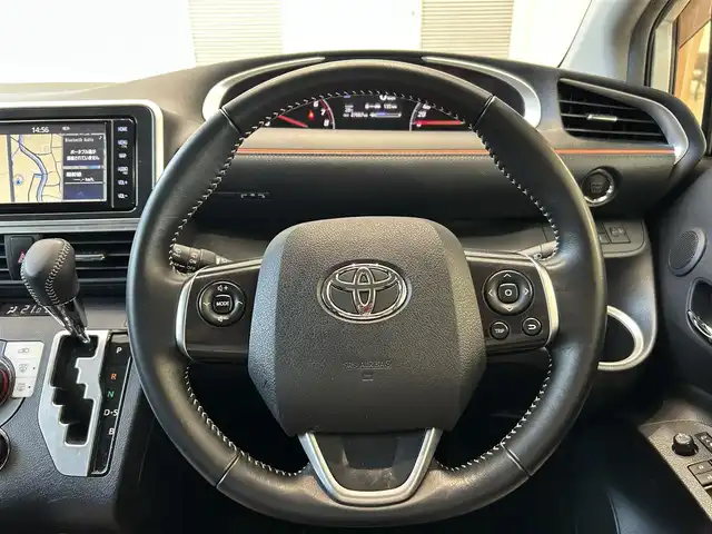 トヨタ シエンタ G 大阪府 2020(令2)年 2.8万km ホワイトパールクリスタルシャイン 純正ナビ/バックカメラ/TV/クリアランスソナー/ETC/両側パワースライドドア