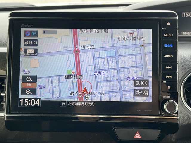 ホンダ Ｎ ＢＯＸ カスタム G EX ターボ ホンダセンシング 道東・釧路十勝 2018(平30)年 11.1万km ルナシルバーM 4WD/純正ナビ　VXU-185NBi/　(AM/FM/CD/DVD/BT)/エンジンスターター/ドライブレコーダー/ビルトインETC/バックカメラ/両側パワースライドドア/ハーフレザーシート/シートヒーター/純正15インチAW/純正フロアマット/ドアバイザー/MTモード付AT/コーナーセンサー/レーンキープアシスト/オートライト/ライトレベライザー/フォグランプ/盗難防止装置/ABS/横滑り防止装置/USB入力端子