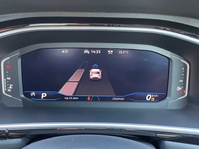 フォルクスワーゲン ＶＷ Ｔ－ロック 青森県 2023(令5)年 2.6万km 白 パノラマサンルーフ/黒レザーシート/4WD/リアトラフィックアラート/自動駐車/自動ブレーキ/ヒルスタートアシスト/前後ドラレコ/シートヒーター/パワーシート/ステアリングヒーター/シートメモリー/パワーバックドア/ＡＣＣ/前後コーナーセンサー/レーンキープ/ブラインドスポット/LEDヘッドライト/純正ナビ/（ＵＳＢ/Bluetooth/ＡｐｐｌｅＣａｒＰｌａｙ/Cタイプコネクタ）/後席Cタイプコネクタ/バックカメラ/ETC2.0/エアークリアー/アイドリングストップ/横滑り防止/ABS/純正19インチAW/スペアキー×１/保証書・取説・記録簿