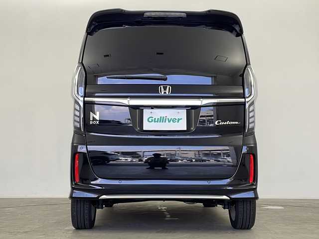 ホンダ Ｎ ＢＯＸ カスタム L ターボ 鹿児島県 2023(令5)年 0.8万km クリスタルブラックパール 純正ナビ/（CD/DVD/BT/フルセグTV）/両側パワースライドドア/ホンダセンシング/パドルシフト/レーダークルーズコントロール/電動パーキングブレーキ/オートホールド機能/ハーフレザーシート/シートヒーター/アイドリングストップ/オートライト/オートマチックハイビーム/リアサンシェード/スマートキー/プッシュスタート