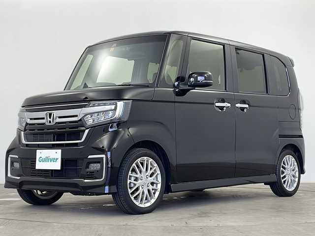ホンダ Ｎ ＢＯＸ カスタム L ターボ 鹿児島県 2023(令5)年 0.8万km クリスタルブラックパール 純正ナビ/（CD/DVD/BT/フルセグTV）/両側パワースライドドア/ホンダセンシング/パドルシフト/レーダークルーズコントロール/電動パーキングブレーキ/オートホールド機能/ハーフレザーシート/シートヒーター/アイドリングストップ/オートライト/オートマチックハイビーム/リアサンシェード/スマートキー/プッシュスタート